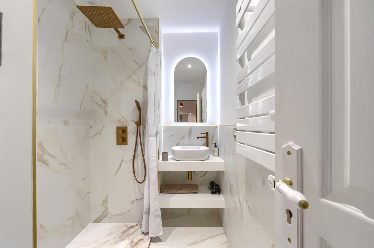 Prestigieux A 5 Minutes A Pied De La Gare Et Du Palais De Festival Apartment
